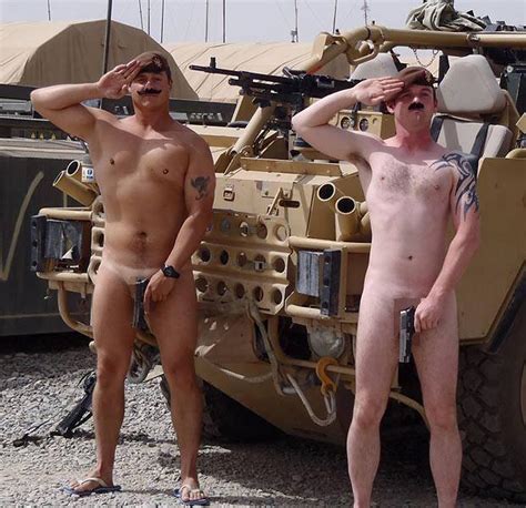FREE Prince Harry Naked Salute | QPORNX.com
