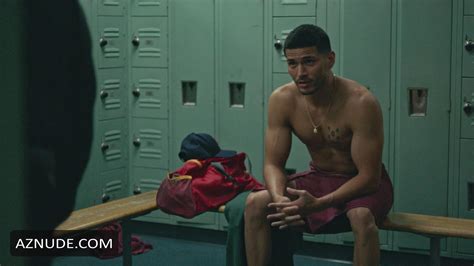 MIGUEL GOMEZ Nude - AZNude Men