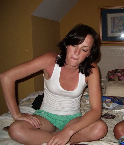 Sexy Vagina Slip Pics - Exposing Those Delicious Pussy ...